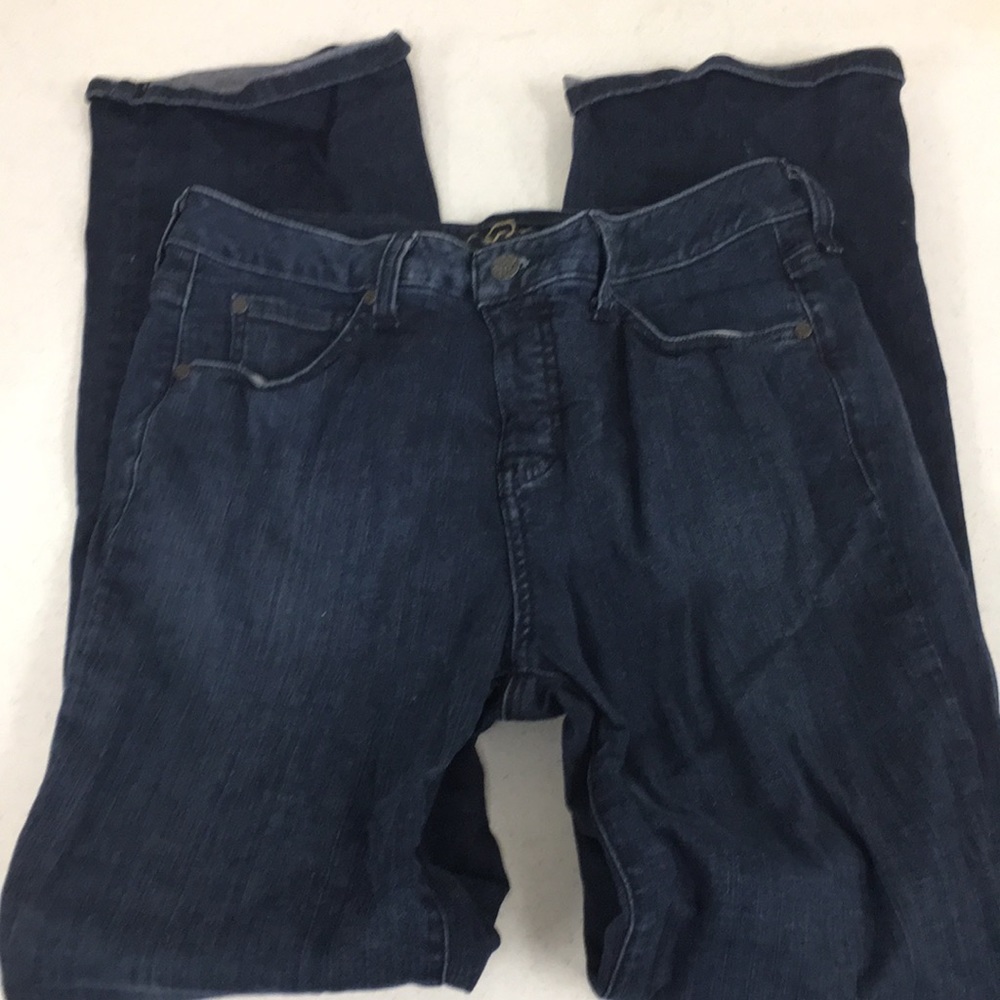 Miracle Body jeans